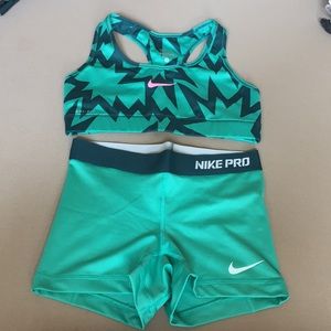 Nike Sports Bra and Spanks Set